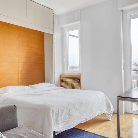 מילאנו Joivy Vibrant Studio With Balcony מראה חיצוני תמונה
