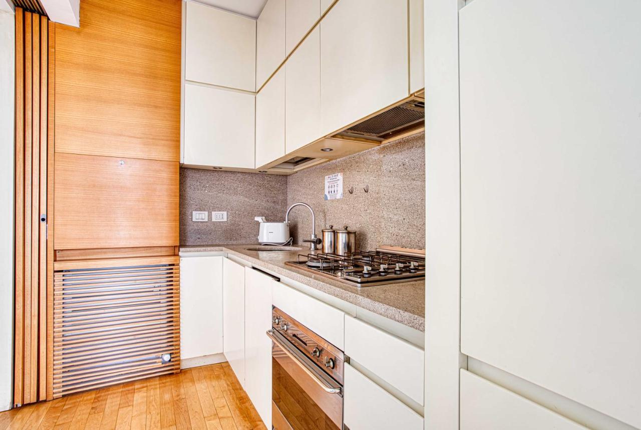 מילאנו Joivy Vibrant Studio With Balcony מראה חיצוני תמונה